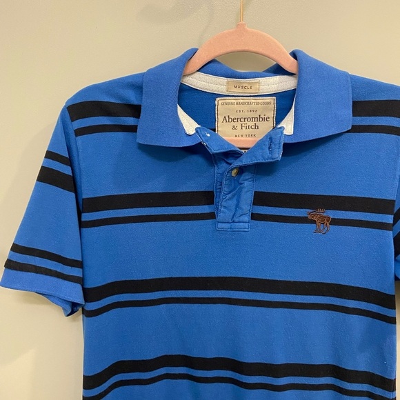 Abercrombie and Fitch Stripped Polo Shirt Size Medium Blue GUC B0032 - Picture 5 of 8